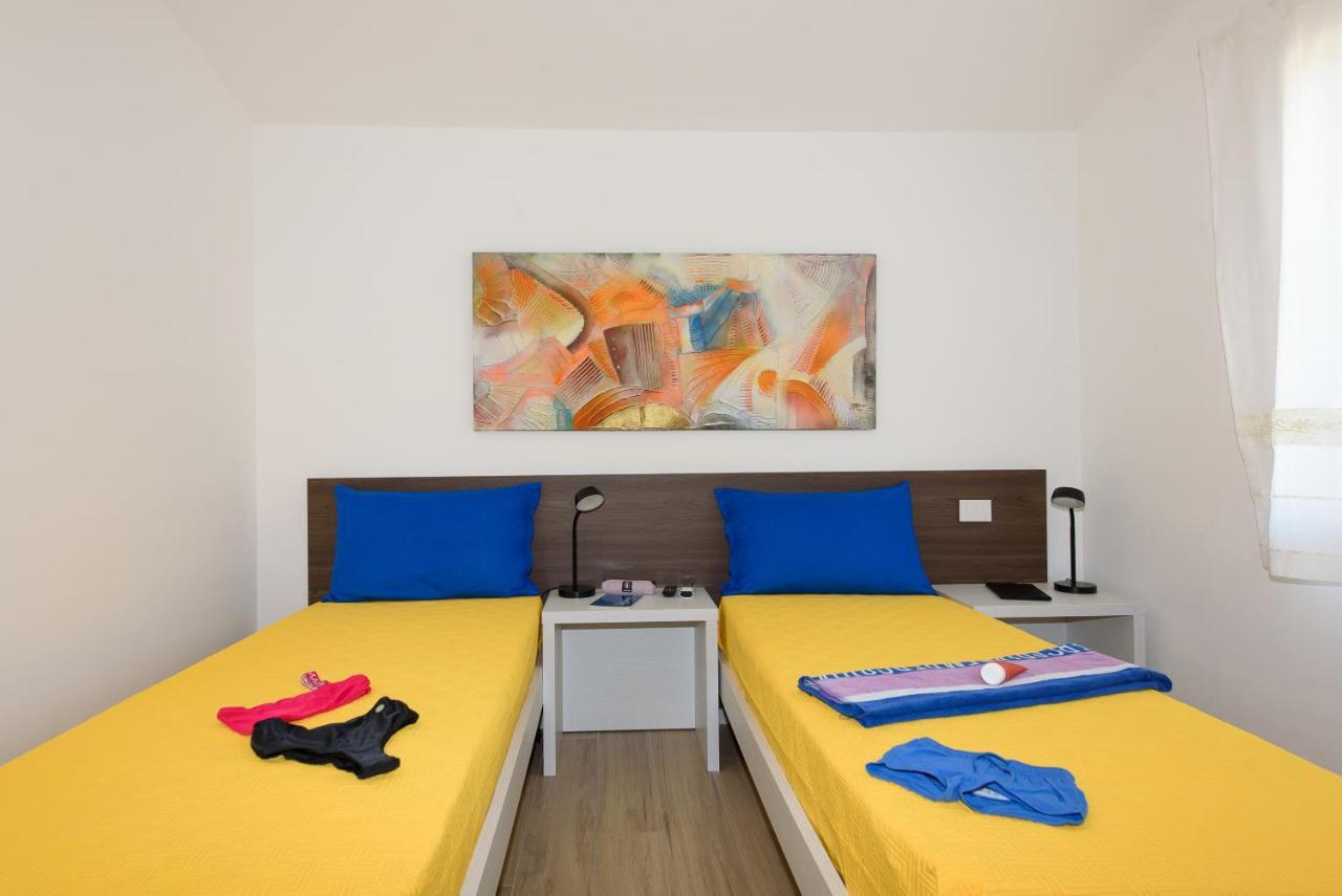 Апартаменти Loft Lungomare Vista Mare E Monti Арбатакс Екстер'єр фото